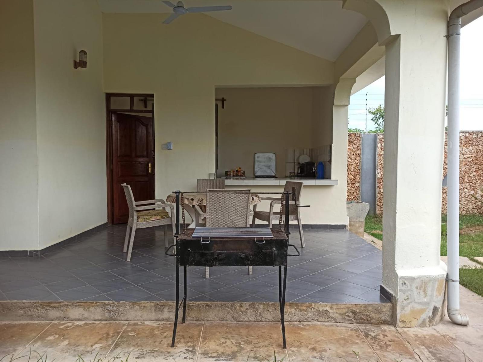 Lisa Mari Hotel Mombasa Bagian luar foto